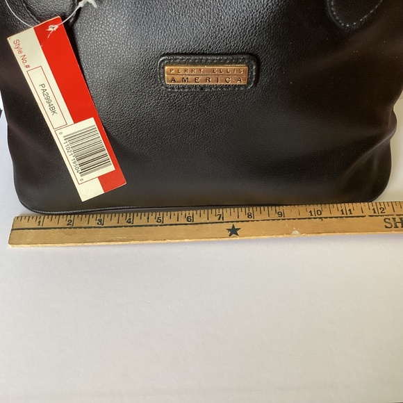 $36 Perry Ellis America Leather Shoulder Bag. Color: Black - New - Picture 9 of 9